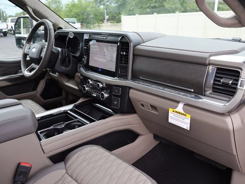 New 2026 Ford F350 Platinum w/ Platinum Plus Package AWD/4WD image 43