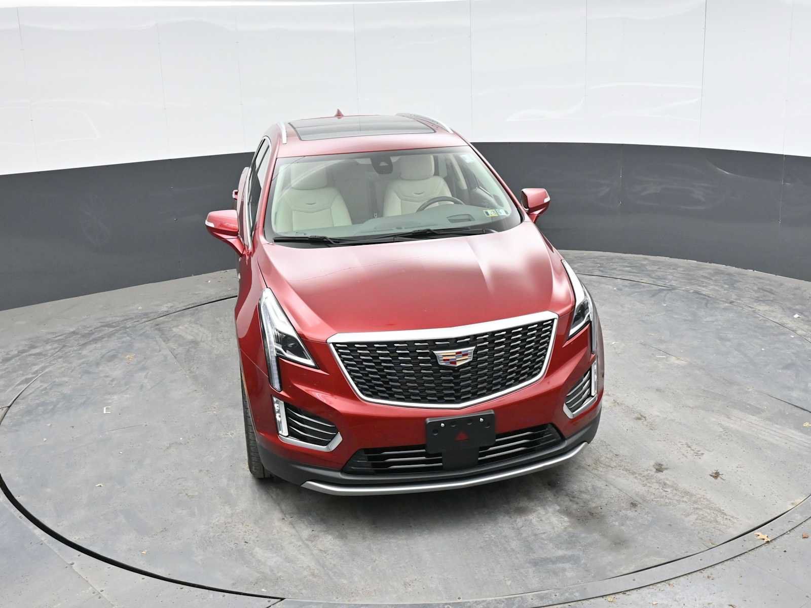 Used 2024 Cadillac XT5 Premium Luxury w/ Technology Package AWD/4WD image 17