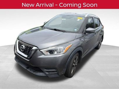 Certified 2019 Nissan Kicks SV