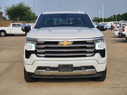 Used 2024 Chevrolet Silverado 1500 High Country w/ Technology Package RWD image 11