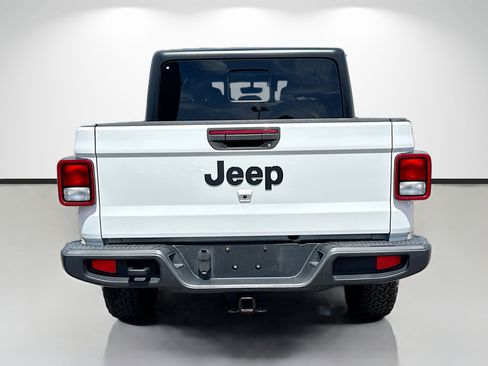 Used 2022 Jeep Gladiator Sport AWD/4WD image 4