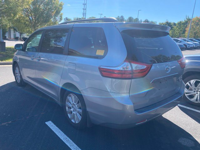 Used 2015 Toyota Sienna XLE Premium AWD/4WD image 3