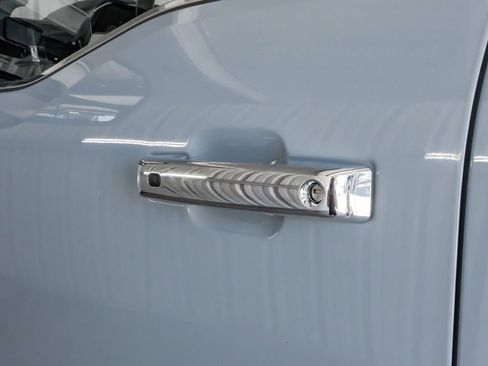 Used 2024 Ford F350 Lariat w/ Chrome Package AWD/4WD image 42