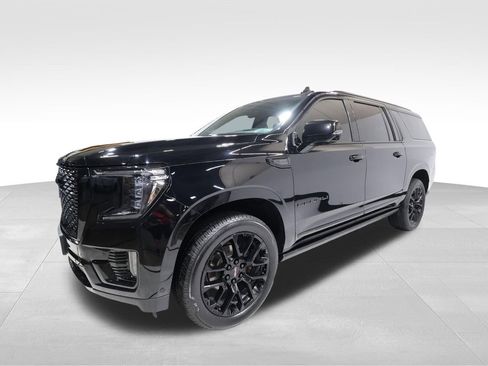 Certified 2023 GMC Yukon XL Denali w/ Advanced Technology Package AWD/4WD image 8