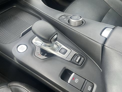 Used 2019 INFINITI QX50 Essential w/ Premium Heat Package image 24