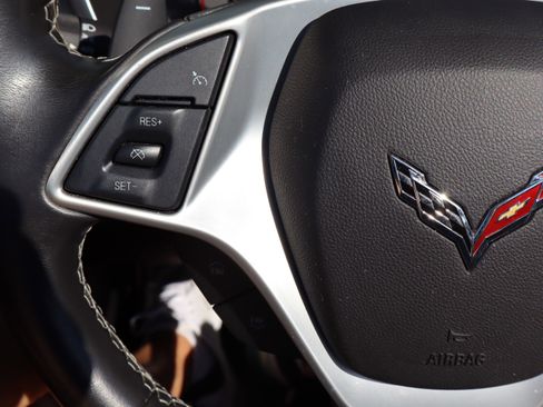 Used 2019 Chevrolet Corvette Stingray Convertible w/ 3LT Preferred Equipment Group RWD image 20