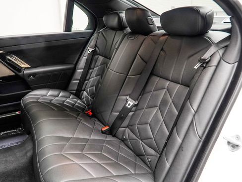 Used 2025 BMW 740i 740i image 42