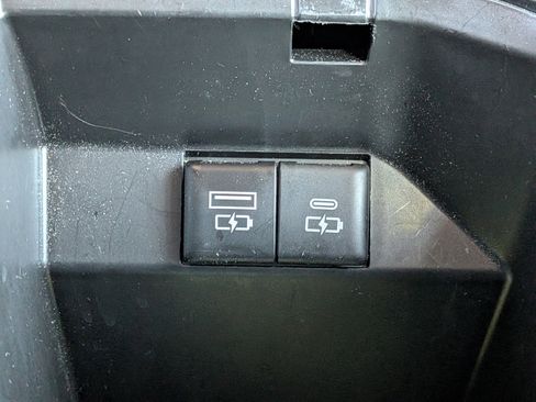 Used 2024 Toyota Camry XSE FWD image 31
