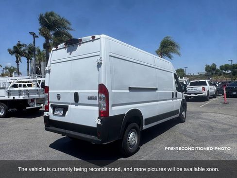 Used 2025 RAM ProMaster 2500 w/ Convenience Group FWD image 6