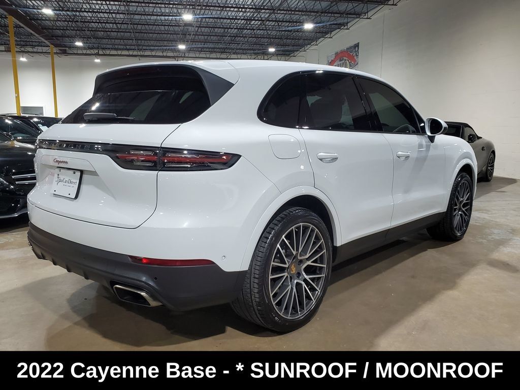 Used 2022 Porsche Cayenne AWD/4WD image 10