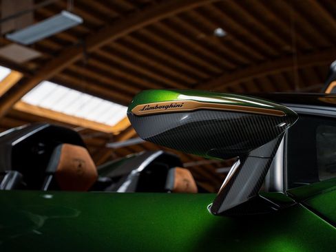 Used 2021 Lamborghini Sian Roadster image 60