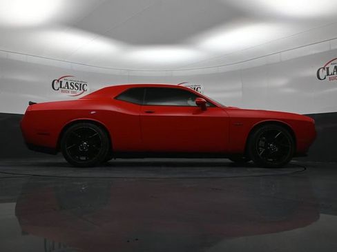 Used 2015 Dodge Challenger R/T image 28