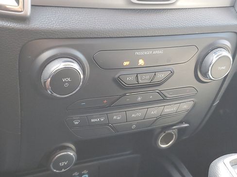 Used 2019 Ford Ranger XLT w/ Equipment Group 301A Mid image 17