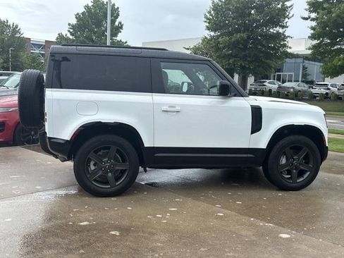 Used 2023 Land Rover Defender 90 X-Dynamic SE AWD/4WD image 2