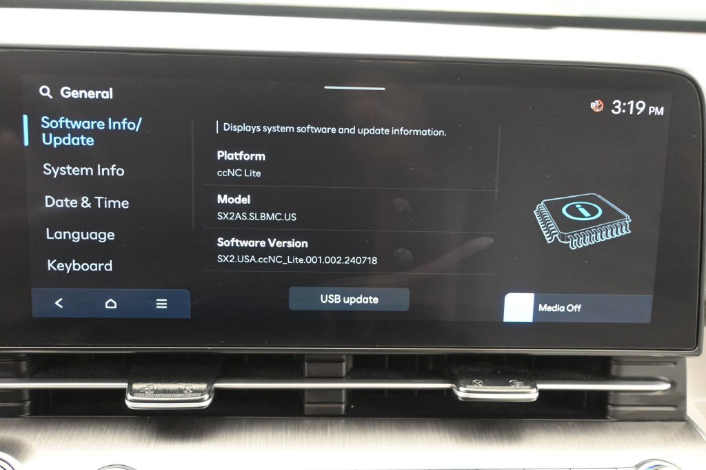 Used 2025 Hyundai Kona SEL AWD/4WD image 20