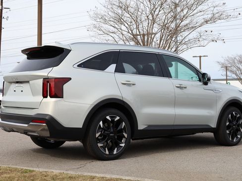 New 2026 Kia Sorento EX image 6