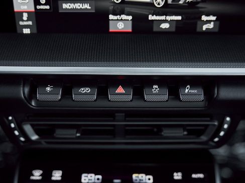 Used 2021 Porsche 911 Turbo S image 58