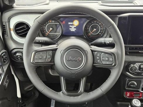 New 2025 Jeep Gladiator Willys image 14