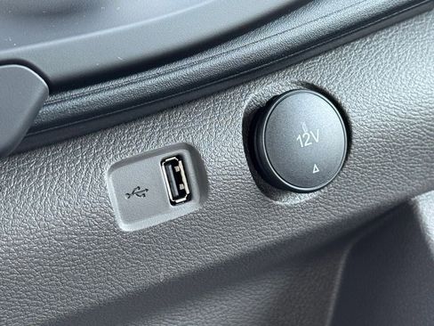 New 2025 Ford Transit 250 Low Roof image 28