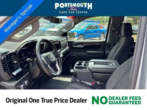Used 2024 GMC Sierra 1500 SLE image 3