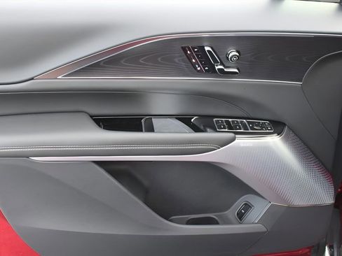 New 2026 Cadillac Lyriq V AWD/4WD image 10
