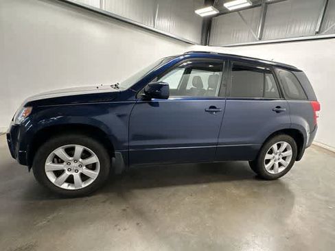 Used 2012 Suzuki Grand Vitara Limited image 2
