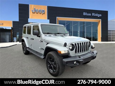Used 2023 Jeep Wrangler Altitude image 1