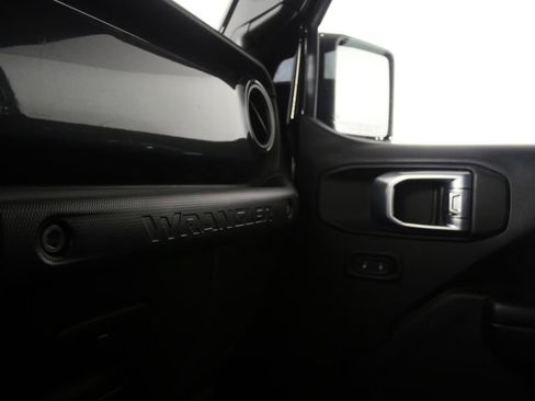 Used 2021 Jeep Wrangler Unlimited Sport image 26