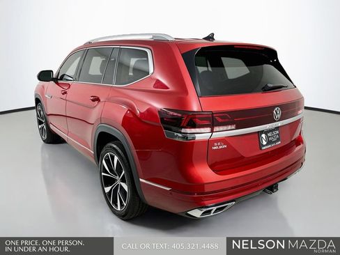Used 2024 Volkswagen Atlas SEL Premium R-Line AWD/4WD image 8