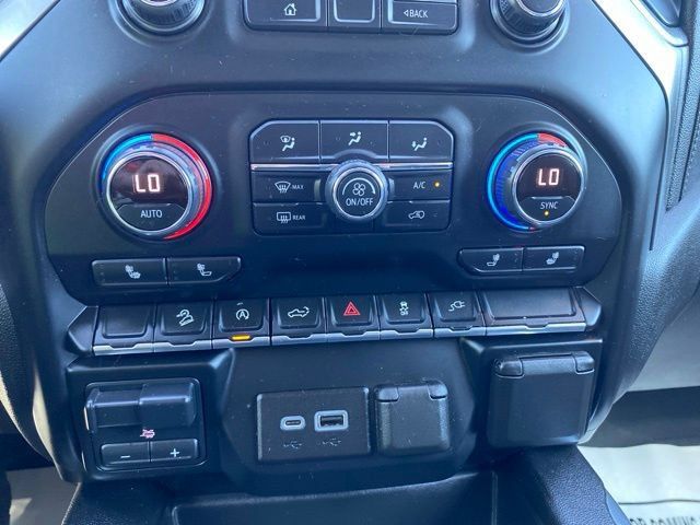 Used 2020 Chevrolet Silverado 1500 RST AWD/4WD image 10
