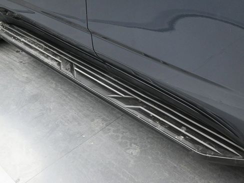 Used 2021 GMC Yukon AT4 w/ Rear Media and Nav Package image 31