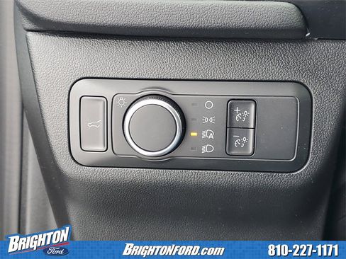 Used 2022 Ford Escape SE w/ Convenience Package image 18