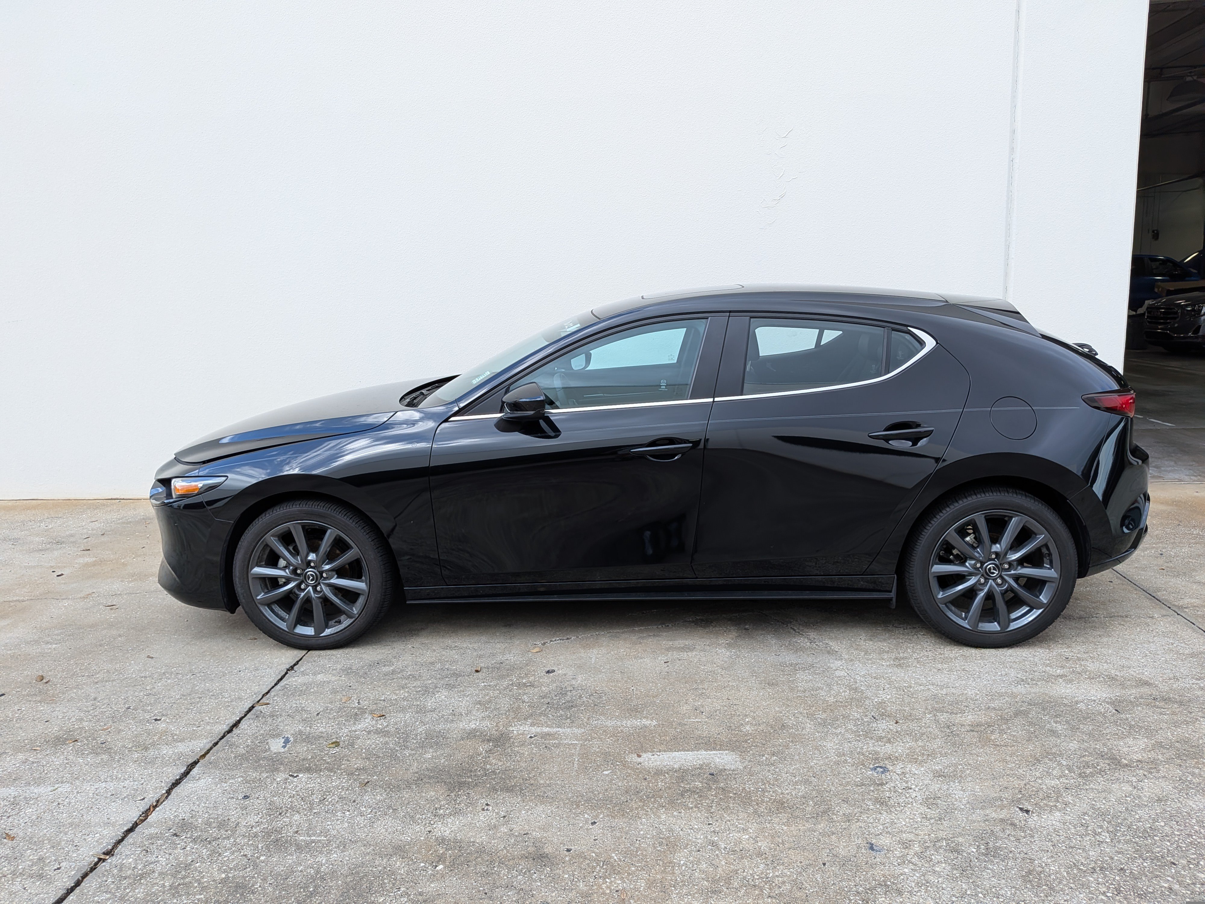 Used 2026 MAZDA MAZDA3 s FWD image 3