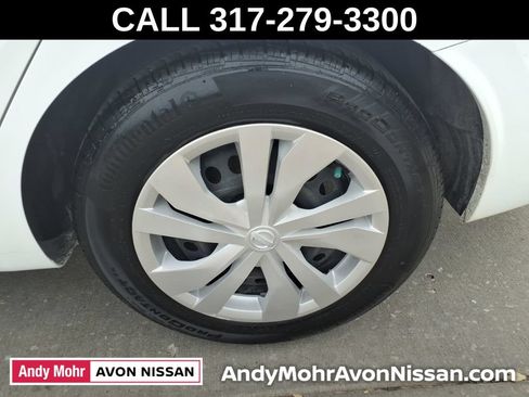 Used 2023 Nissan Versa S FWD image 12