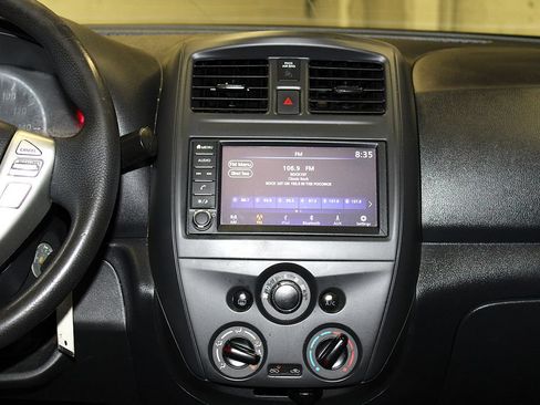 Used 2019 Nissan Versa S Plus FWD image 13