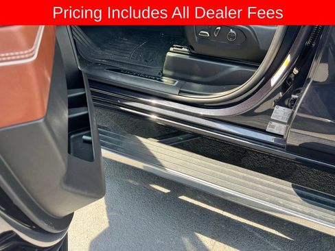 Used 2022 GMC Sierra 1500 Denali Ultimate AWD/4WD image 7