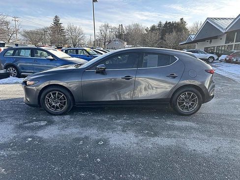 Used 2024 MAZDA MAZDA3 s image 2