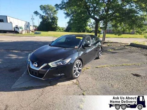 Used 2017 Nissan Maxima Platinum FWD image 1