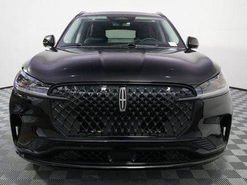 New 2026 Lincoln Aviator AWD w/ Jet Appearance Package image 10