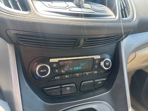 Used 2014 Ford Escape SE w/ Equipment Group 201A FWD image 36