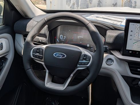 New 2026 Ford Explorer Active w/ Active Comfort Package AWD/4WD image 19