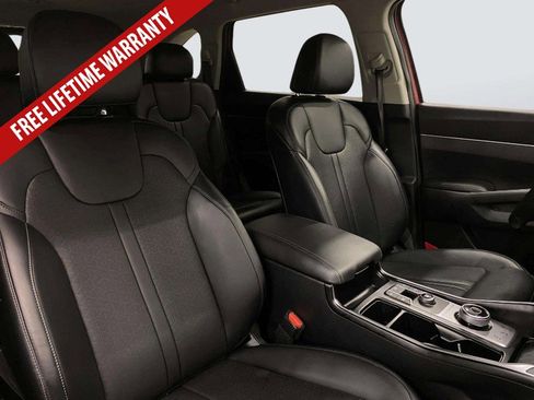 Used 2022 Kia Sorento S FWD image 33