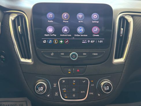 Used 2021 Chevrolet Malibu LT FWD image 39