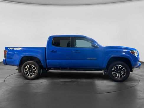 Used 2021 Toyota Tacoma TRD Sport image 3