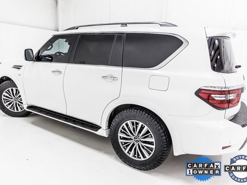 Used 2021 Nissan Armada SV w/ SV Appearance Package image 4