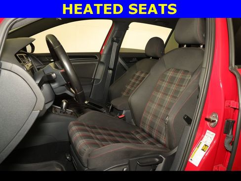 Used 2017 Volkswagen GTI Sport image 3