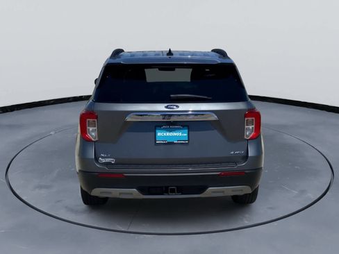 Used 2023 Ford Explorer XLT w/ Equipment Group 202A AWD/4WD image 7