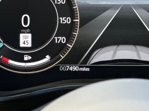 Used 2025 Jaguar F-PACE R-Dynamic S image 31