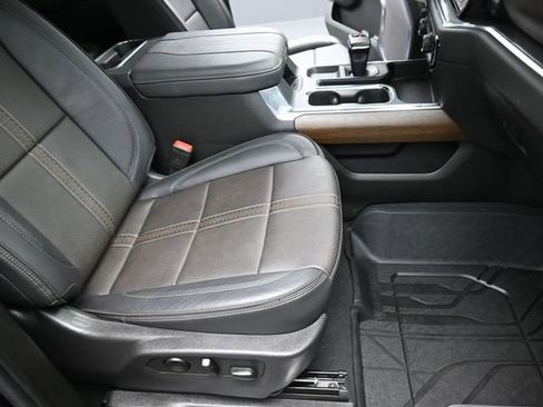 Certified 2025 Chevrolet Silverado 1500 High Country image 26