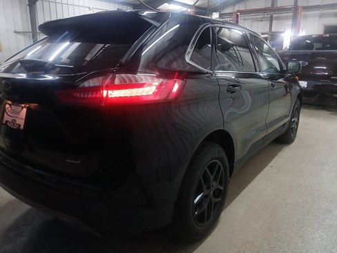 Certified 2024 Ford Edge SEL image 23